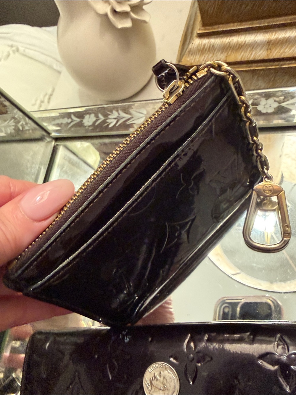 Louis Vuitton Vernis Patent Leather Mini Wristlet in Deep Plum and clutch wallet - Picture 7 of 10